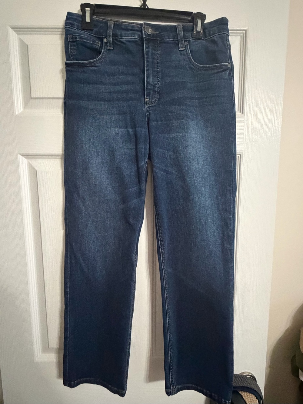 KUT FROM THE KLOTH Women’s “Elizabeth” Dk Wash Straight-Leg Jeans-Size 8-EUC